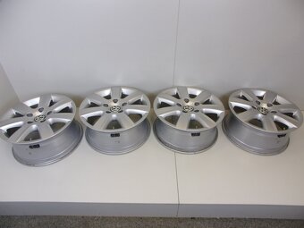 4x alu disky VW Touareg 7,5x17 ET50 5x130x71,5 - 5