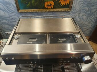 Espresso s portafiltrem WMF - 5