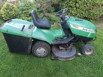 Zahradní traktůrek motor Briggs&stratton 20 hp - 5
