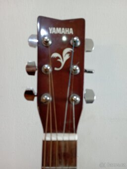 Kytara Yamaha - 5