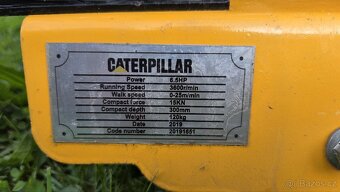 Vibrační deska CAT GX 120 - 5