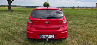 Hyundai i30 1.6CRDi 110kW hatchback - 5