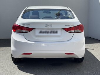 Hyundai Elantra 1.6 , 97 kW LPG + benzín, 2012 - 5