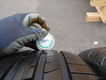245/45/18 zánovní letní pneu goodyear - 5