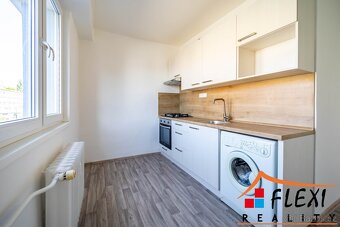 Pronájem bytu v osobním vlastnictví 2+1 s balkónem, 50 m2 na - 5