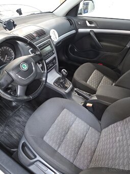 Škoda Octavia II facelift 2,0Tdi Combi - 5