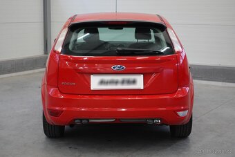 Ford Focus 1.6i ,  74 kW benzín, 2010 - 5