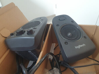 Logitech Z625 THX - 5