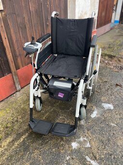 Skládací elektrický invalidní vozík - 5