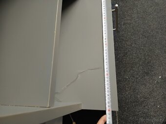 Vybavení obchodu - drážkové panely, pult, skříň - 5