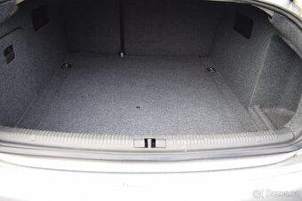 Audi A4 2,5 TDi 4x4 SERVISOVÁNO,PO STK - 5