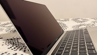 Macbook Pro 2020 13,3" i5 2-core 512GB - 5