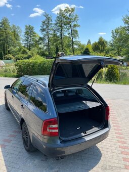 Škoda Octavia II L&K 2.0TDI, PDC, Navi - 5