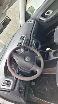 Škoda Roomster 1.2 HTP Benzín 2007 - 5