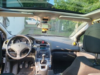 Peugeot 5008 1.6 THP 115 KW r.v. 2010 - 5