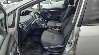 Toyota Verso 2,2D-4D - 5