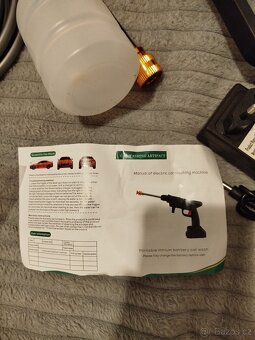 Ruční myčka na baterie - 5