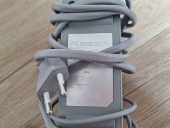 Konzole Nintendo Wii s kabely - 5