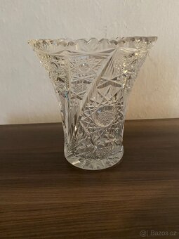 Skleněné vázy a skleněná mísa - 5