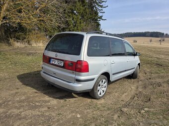 VW Sharan 1.9 tdi, 85 kW - 5