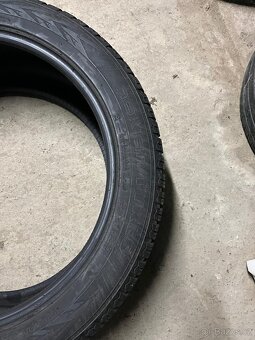 Pneu Nokian 275/45 R21 - 5