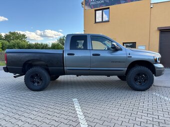 Dodge RAM 5,7 hemi 4x4 - 5