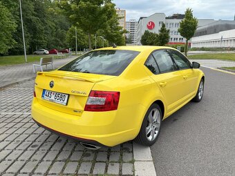 Škoda Octavia RS 2.0TSI, garážované - 5