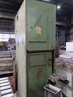Hydraulický lis STANKOIMPORT P6330 100T C rám - 5