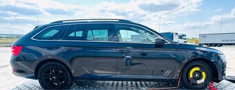 Škoda Superb III 2,0 TDI DSG KOMBI 4/2022,110KW,NAVI,LED - 5