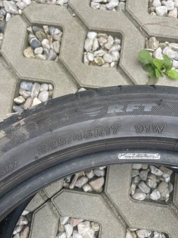 Letní pneu 225/45/17 - 5