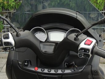 PIAGGIO MP3 500 HPE 2021 ABS ASR ZPÁTEČKA ,,B" řidičák - 5