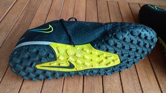 Turfy Nike Phantom, EU 39.5 / 24,5cm - 5