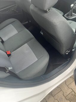 Ford Fiesta 5 dveř 1.25 benzín,2010,Klimatronic, 2 sady kol - 5