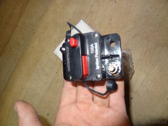 vodeodolny DC JISTIC VYPINAC 100A na lode a do vlhka - 5