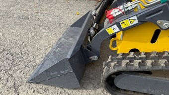 Pásový mini nakladač STARVOX SV-480 - 5