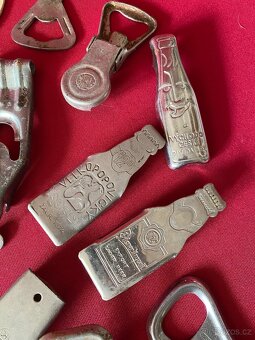 pivní tácek starý pivní tácek otvírák na pivo pivní láhev - 5