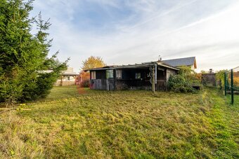 Prodej pozemku s rekreační stavbou v Nýřanech - 5