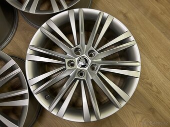 Originální alu kola R19 Škoda Superb III - 5