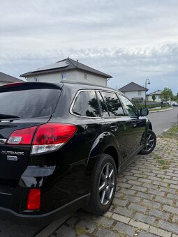 Subaru Outback 2.0D 4x4, panorama, kůže, výbava, TOP stav - 5