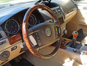 NÁHRADNÍ DÍLY - VW TOUAREG 2,5TDi - MANUÁL - barva LC9Z - 5