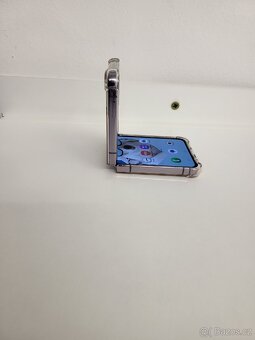 Galaxy Z Flip 4 8/128GB Fialový - 5