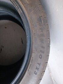 255/45 ZR20 - 5
