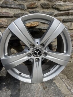 Sada ALU Mercedes W206 - 7Jx17 ET44,5 - 5