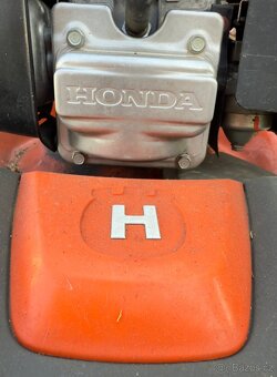 Husqvarna benzinova sekacka i s pohonem - 5