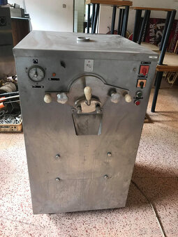 Výrobník zmrzliny Mirkóz MHF - 30 - 5