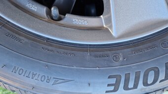 Škoda Fabia/Vw Polo 5x100/Krasne zimní pneu Dunlop/185/65/15 - 5