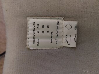 Snowboard, vázání a boty - 5