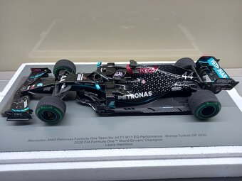 F1 MERCEDES W11 HAMILTON VÍTĚZ GP TURECKA 2020 SPARK 1:18 - 5