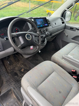 Volkswagen Transporter T5 6 míst, tažné - 5