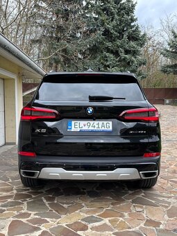 BMW X5 45e 2021, Sky Lounge, Laser, Massage, 4 zón. kl. - 5